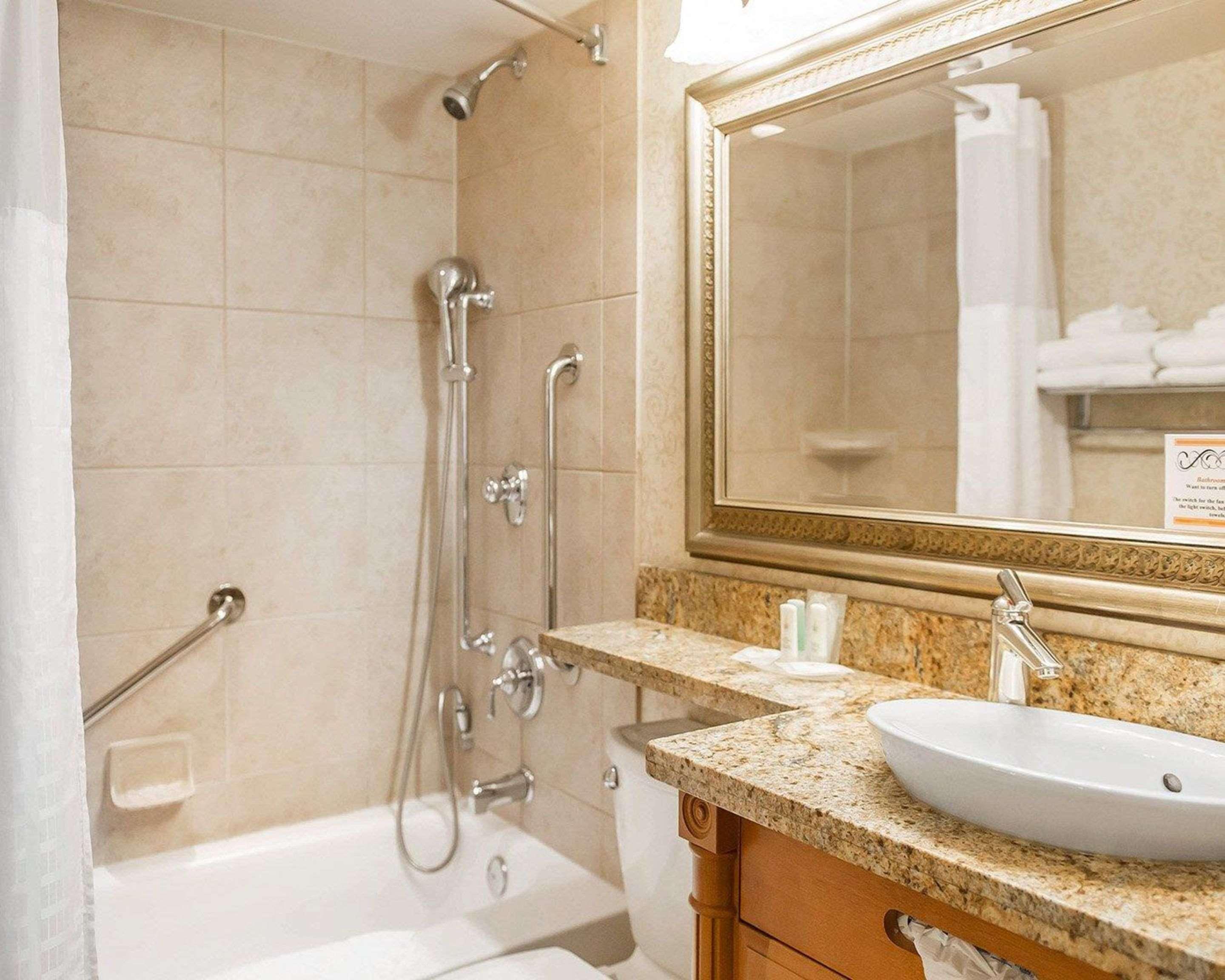 Comfort Inn Brockville Eksteriør bilde